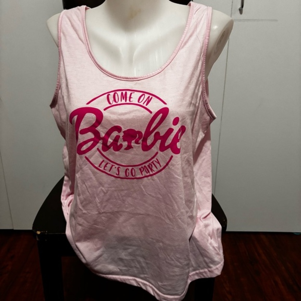 Pink Graphic Tank Top